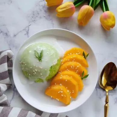 Mango Sticky Rice (Pandan)